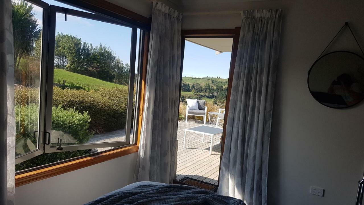 Above The River Karapiro Bed & Breakfast Extérieur photo